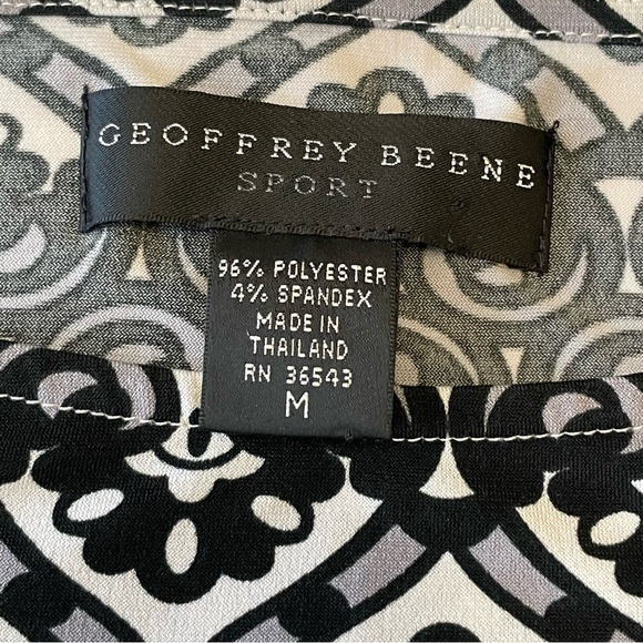 Geoffrey Beene Sport Women's Gray White Black Paisley Short Sleeve Blouse Size M - Picture 7 of 10